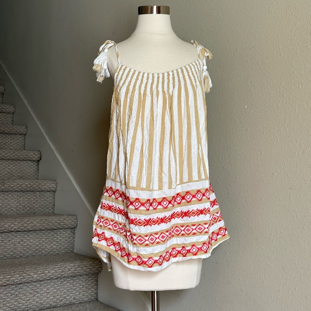 L Love Sz L Cream/Tan/Red Embroidered Smocked Top